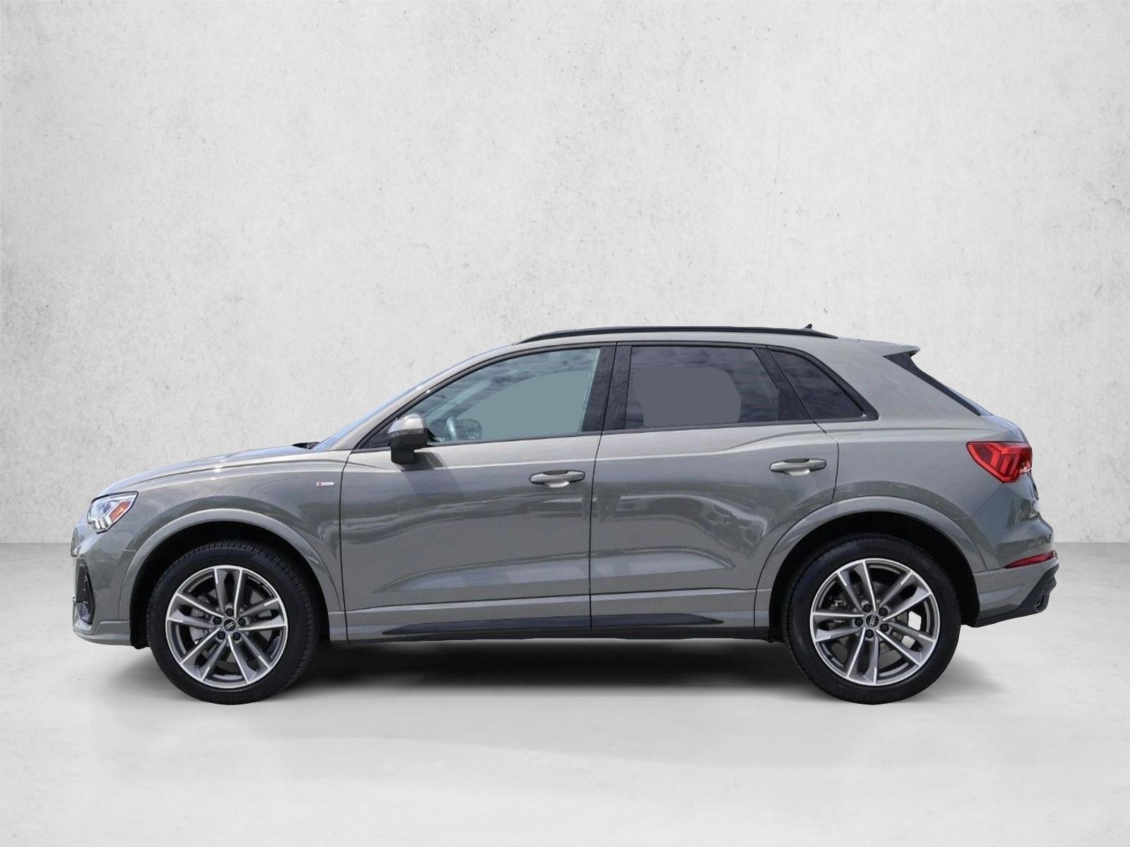 Thumbnail: 2023 Audi Q3 - 2