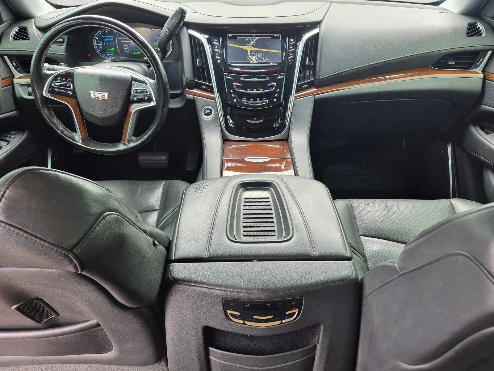 Thumbnail: 2019 Cadillac Escalade - 3