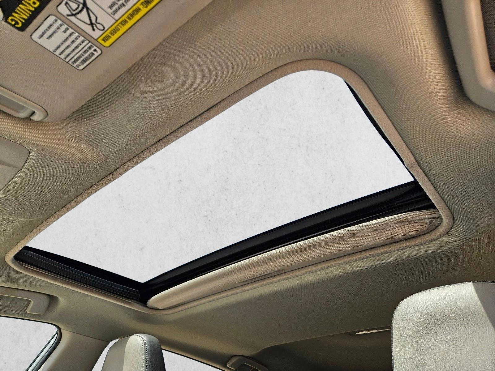 2013 Toyota RAV4 Limited - Photo 9