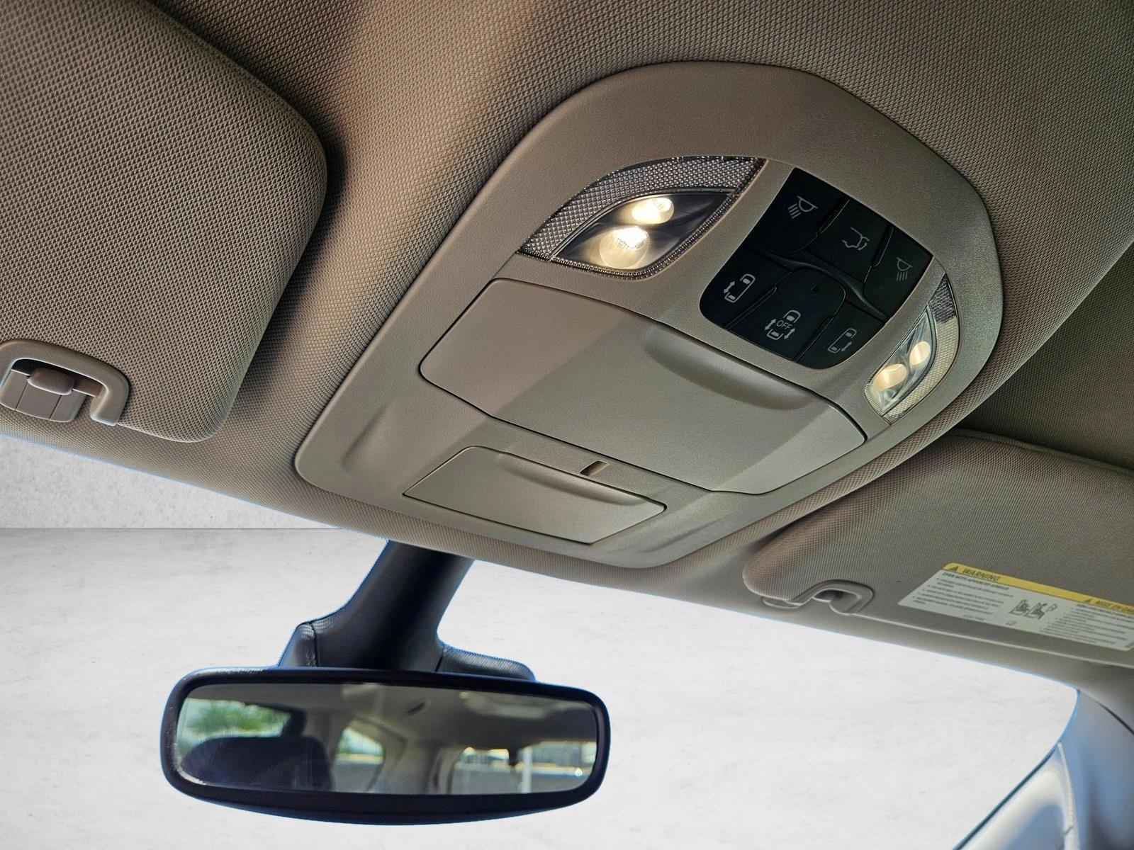 2023 Chrysler Pacifica Touring L - Photo 20