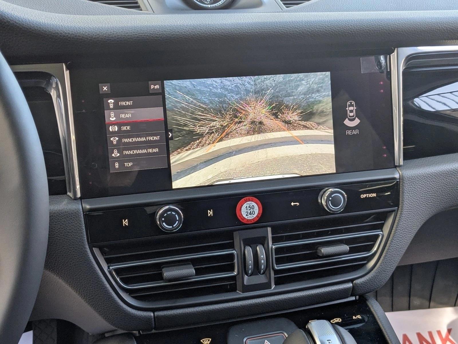2026 Porsche Macan T - Photo 19
