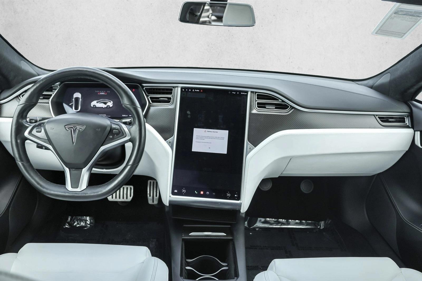 Thumbnail: 2017 Tesla Model S - 4