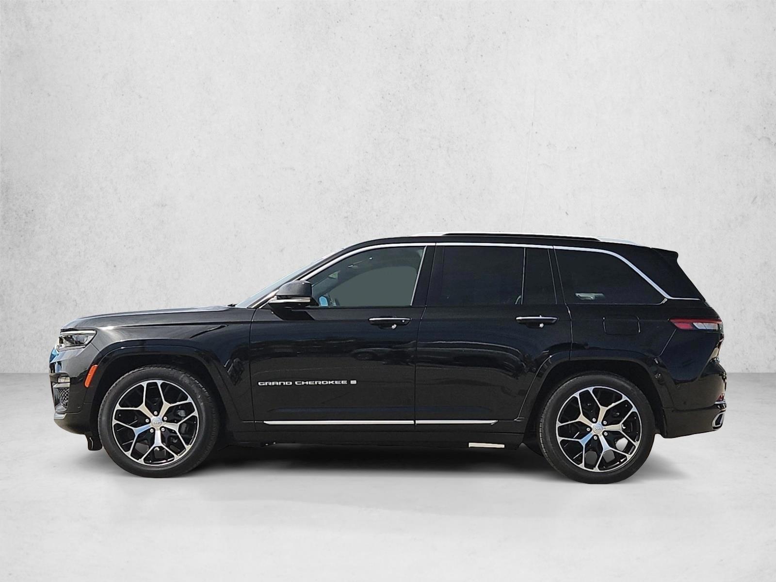Thumbnail: 2023 Jeep Grand Cherokee - 2