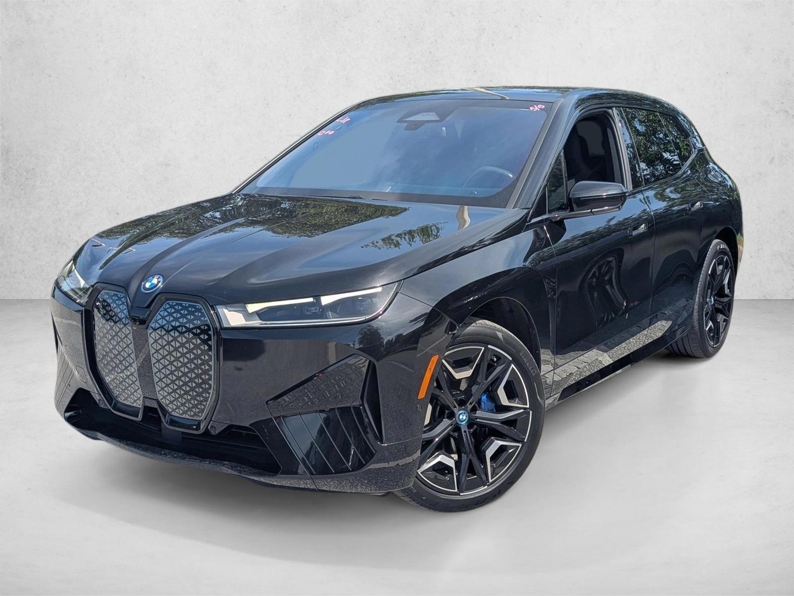 2024 BMW iX xDrive50's photo