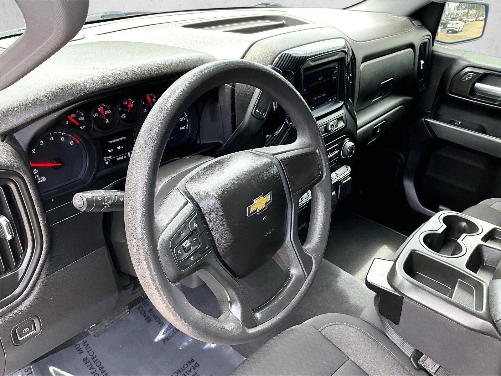 Thumbnail: 2022 Chevrolet Silverado 1500 - 4