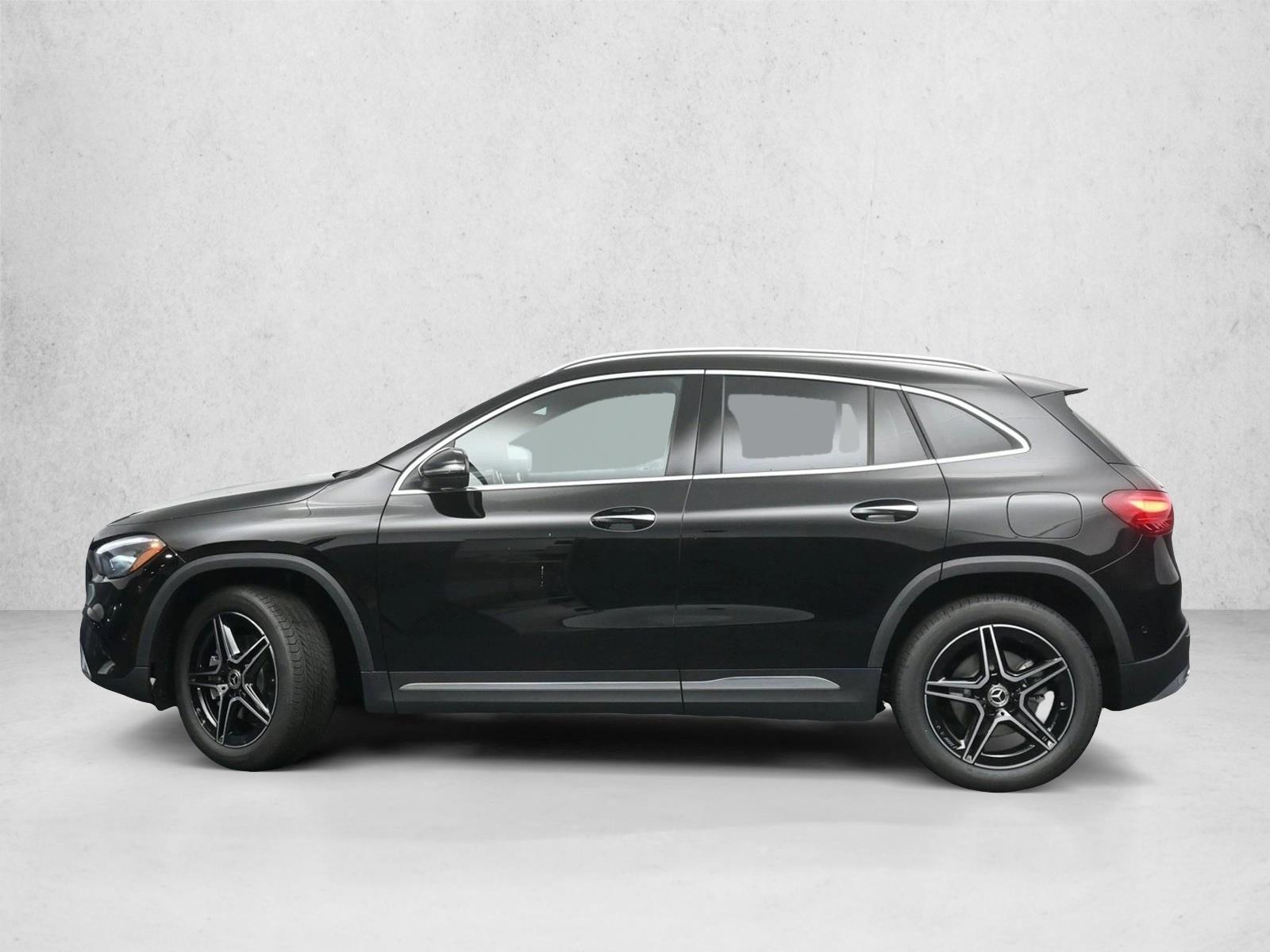 Thumbnail: 2026 Mercedes-Benz GLA - 3