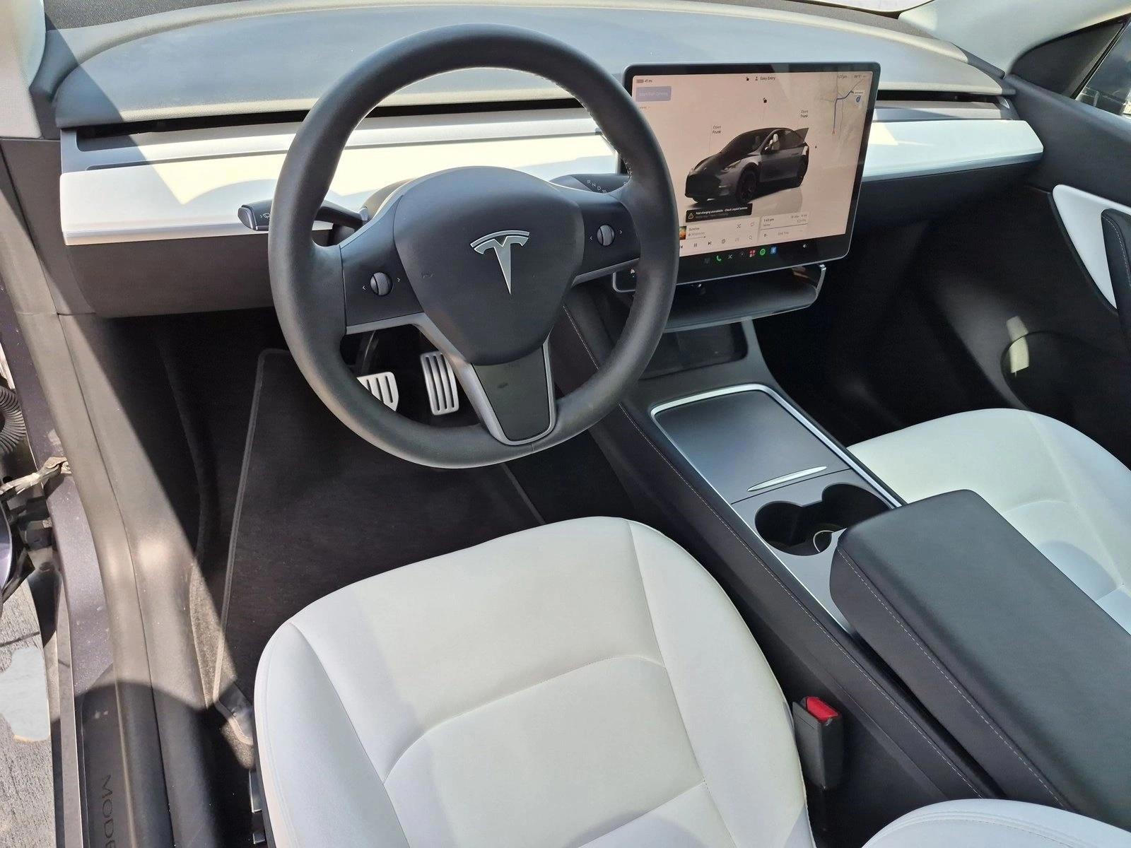 Thumbnail: 2022 Tesla Model Y - 3