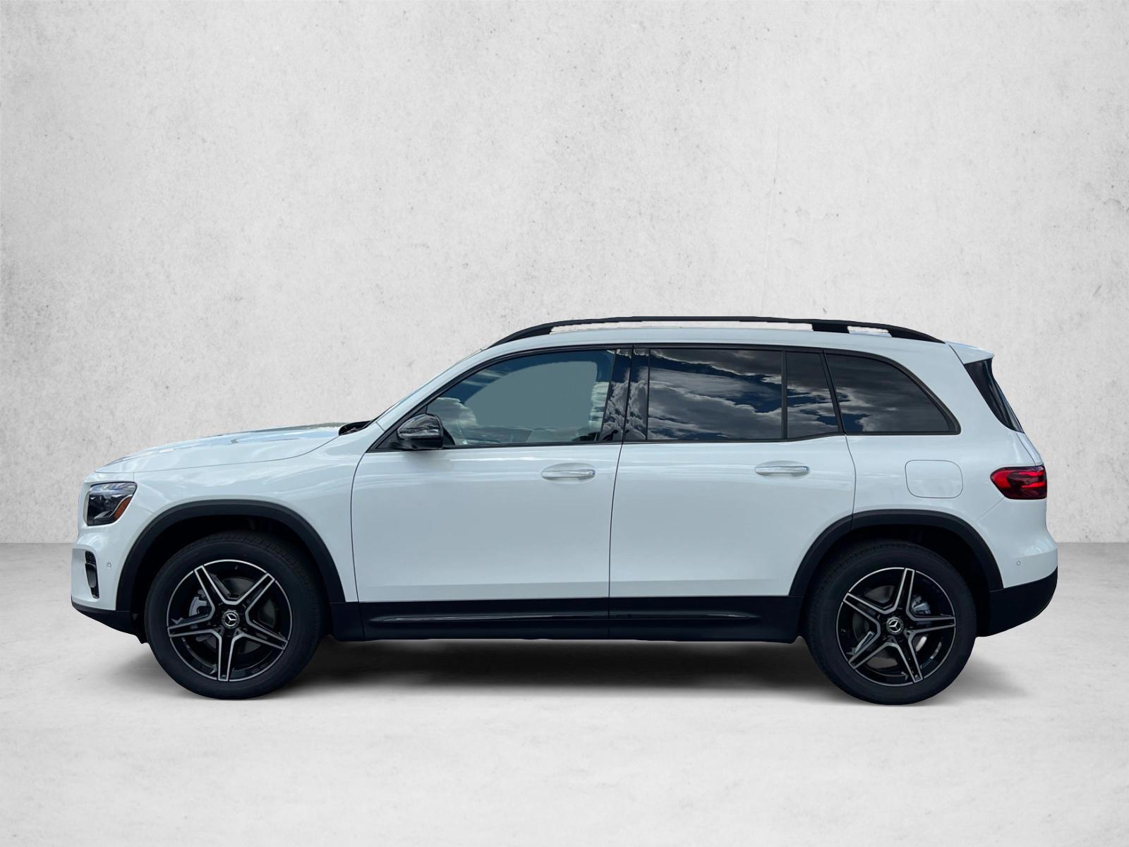 Thumbnail: 2026 Mercedes-Benz GLB - 2