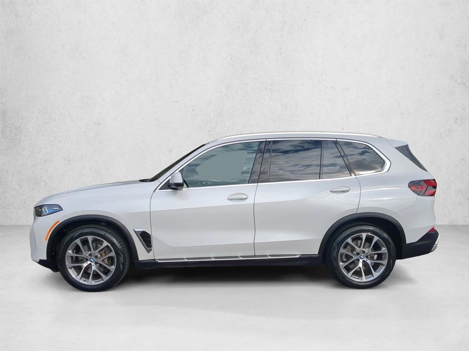 Thumbnail: 2024 BMW X5 - 2
