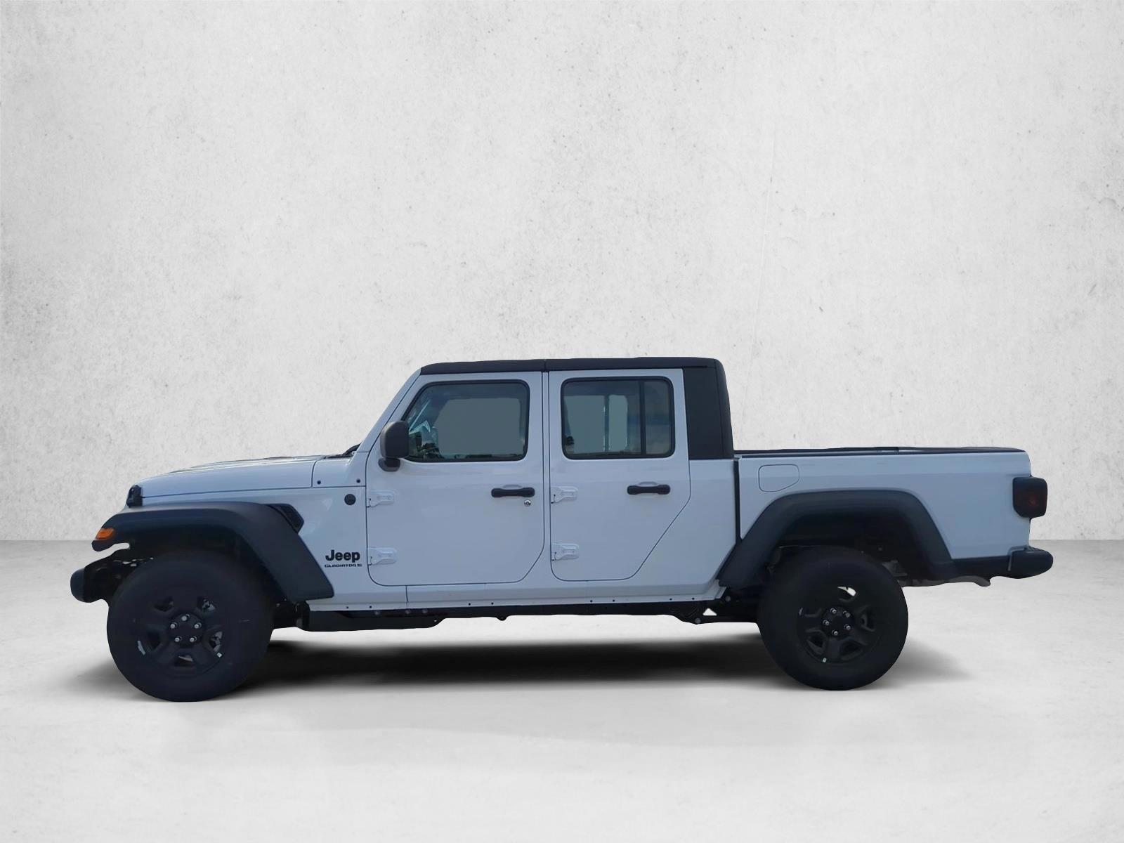 Thumbnail: 2026 Jeep Gladiator - 2