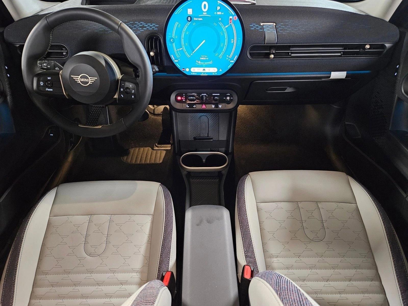 Thumbnail: 2025 MINI Cooper Hardtop - 3