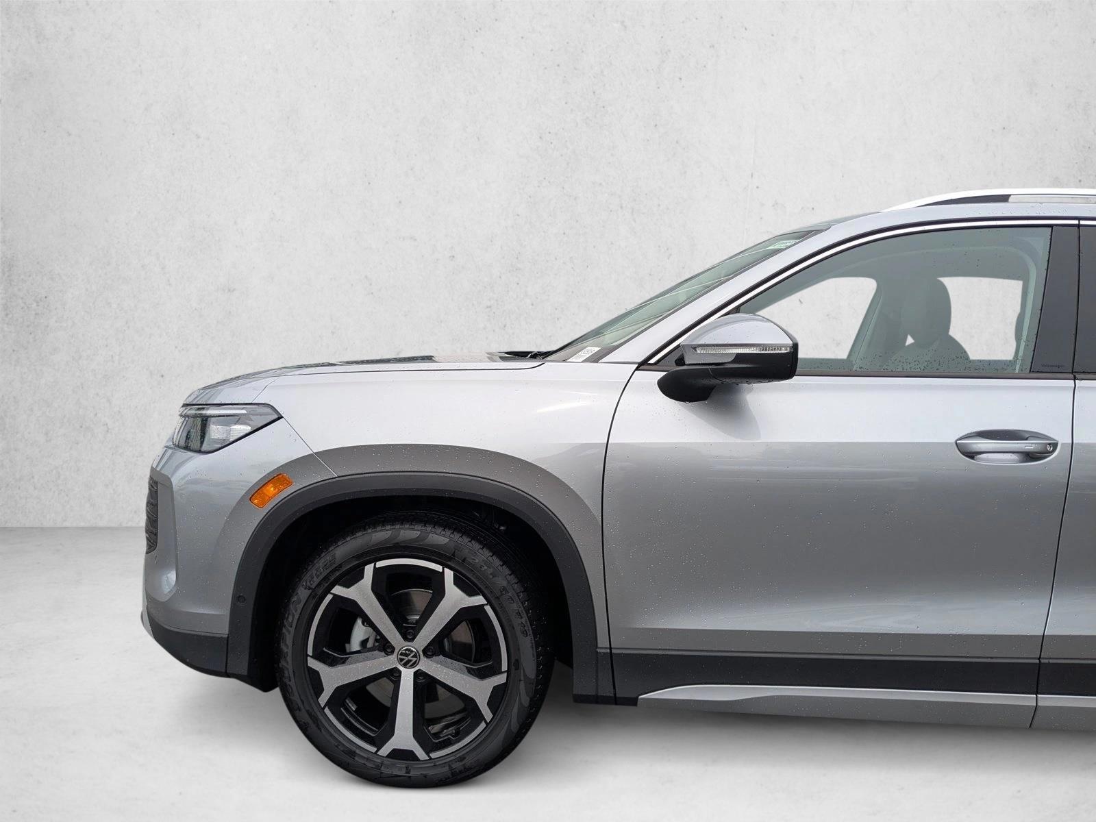 Thumbnail: 2026 Volkswagen Tiguan - 3