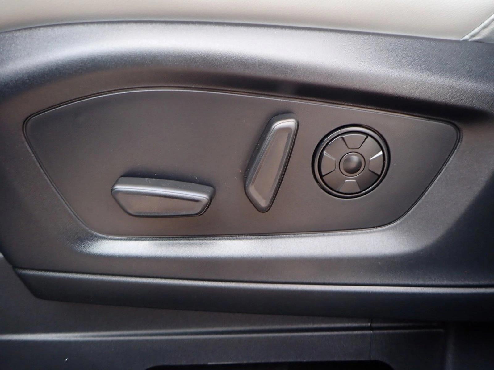 Thumbnail: 2026 Ford Explorer - 3