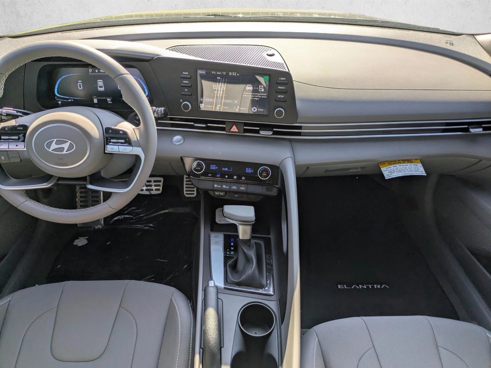 Thumbnail: 2026 Hyundai Elantra - 3