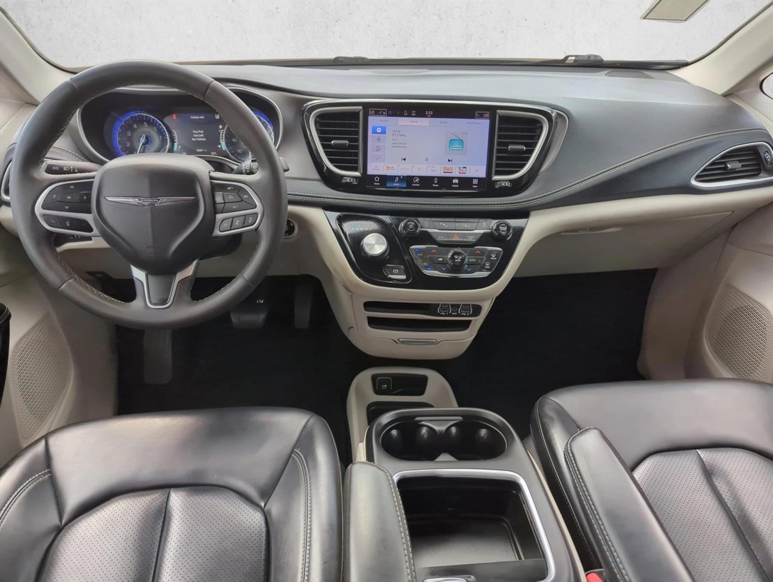 Thumbnail: 2023 Chrysler Pacifica - 2