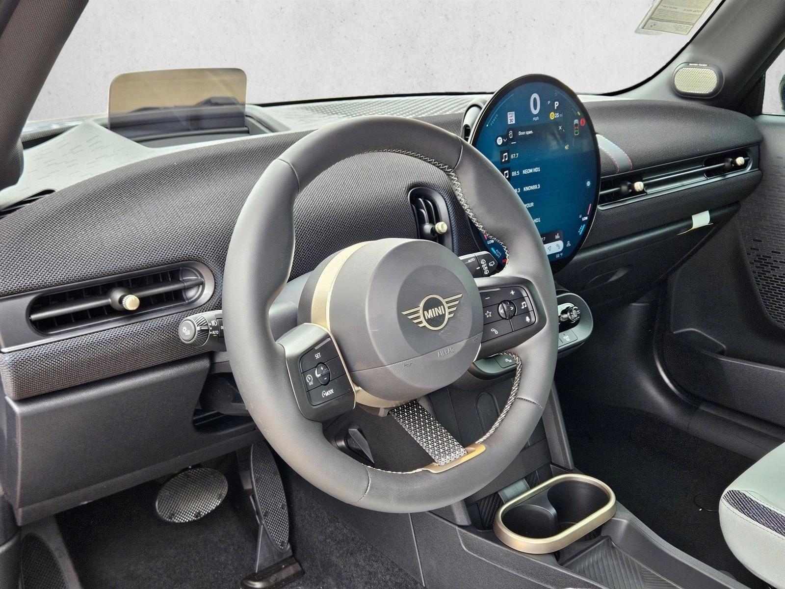 Thumbnail: 2026 MINI Cooper Hardtop - 3