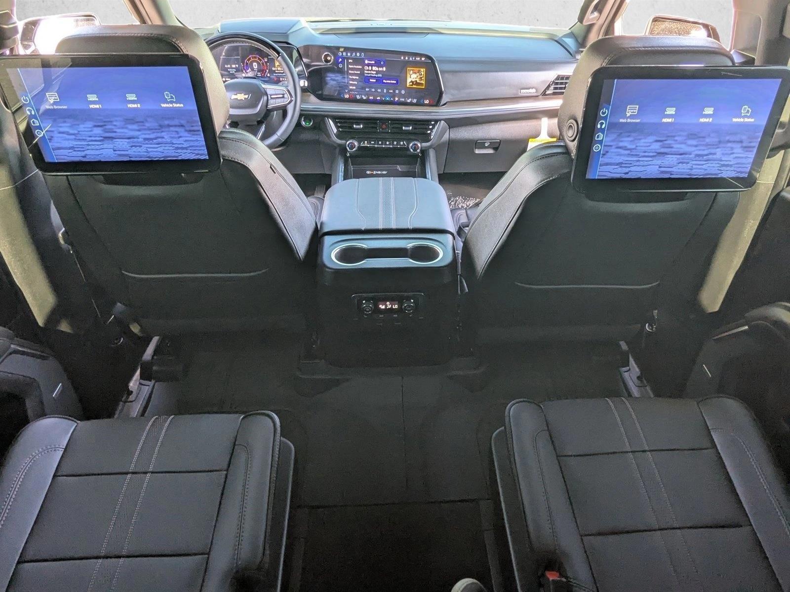 Thumbnail: 2026 Chevrolet Suburban - 4