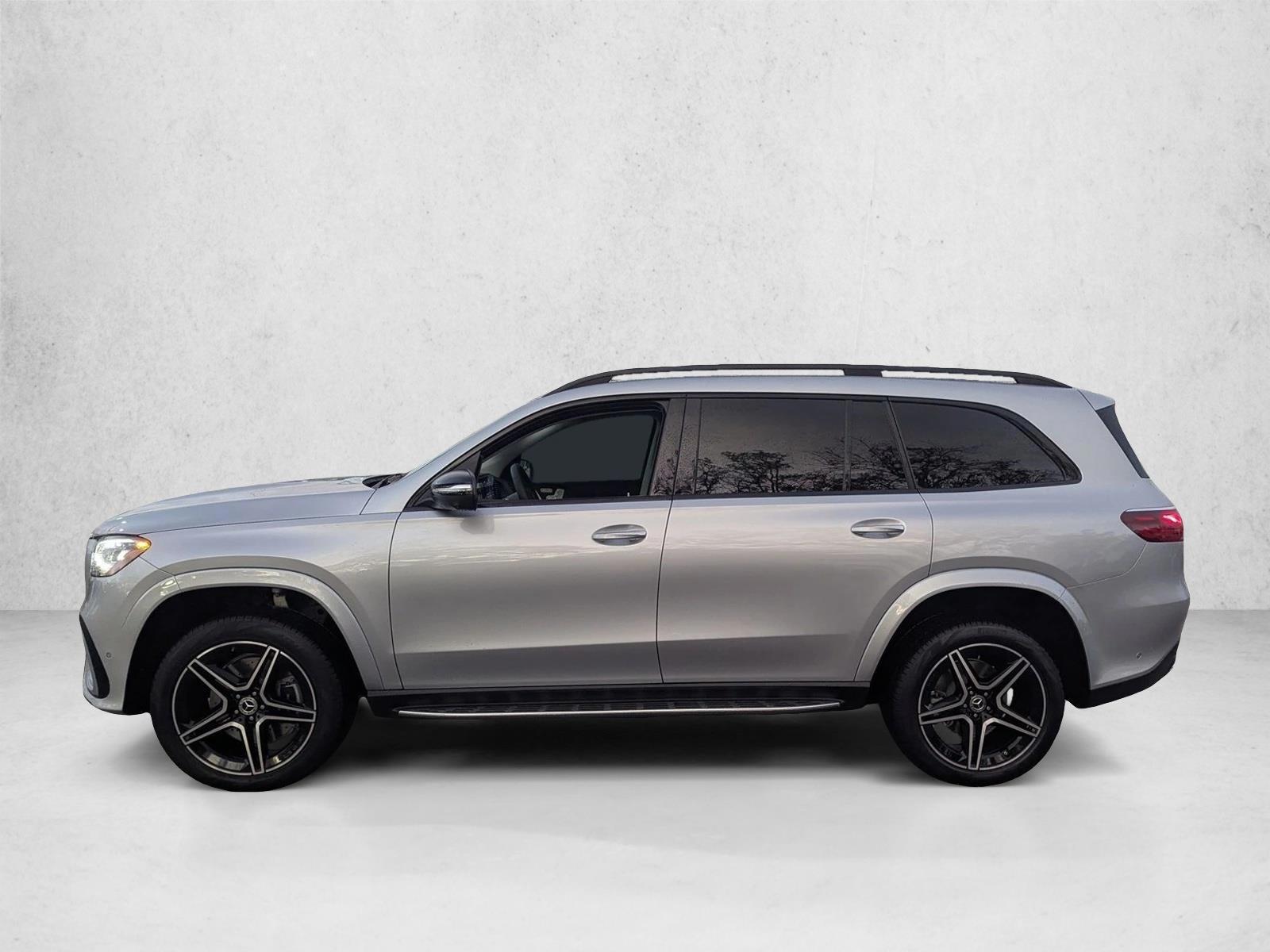 Thumbnail: 2026 Mercedes-Benz GLS - 2