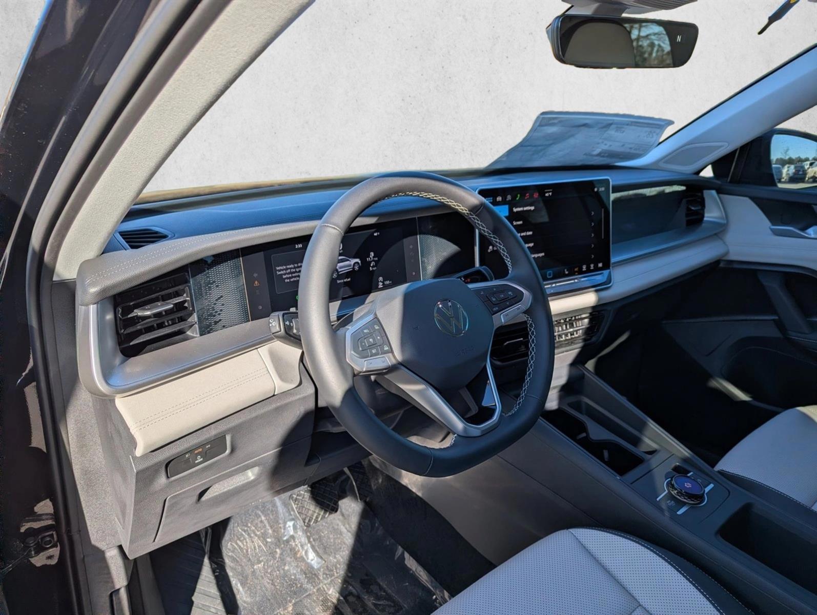 Thumbnail: 2026 Volkswagen Tiguan - 3