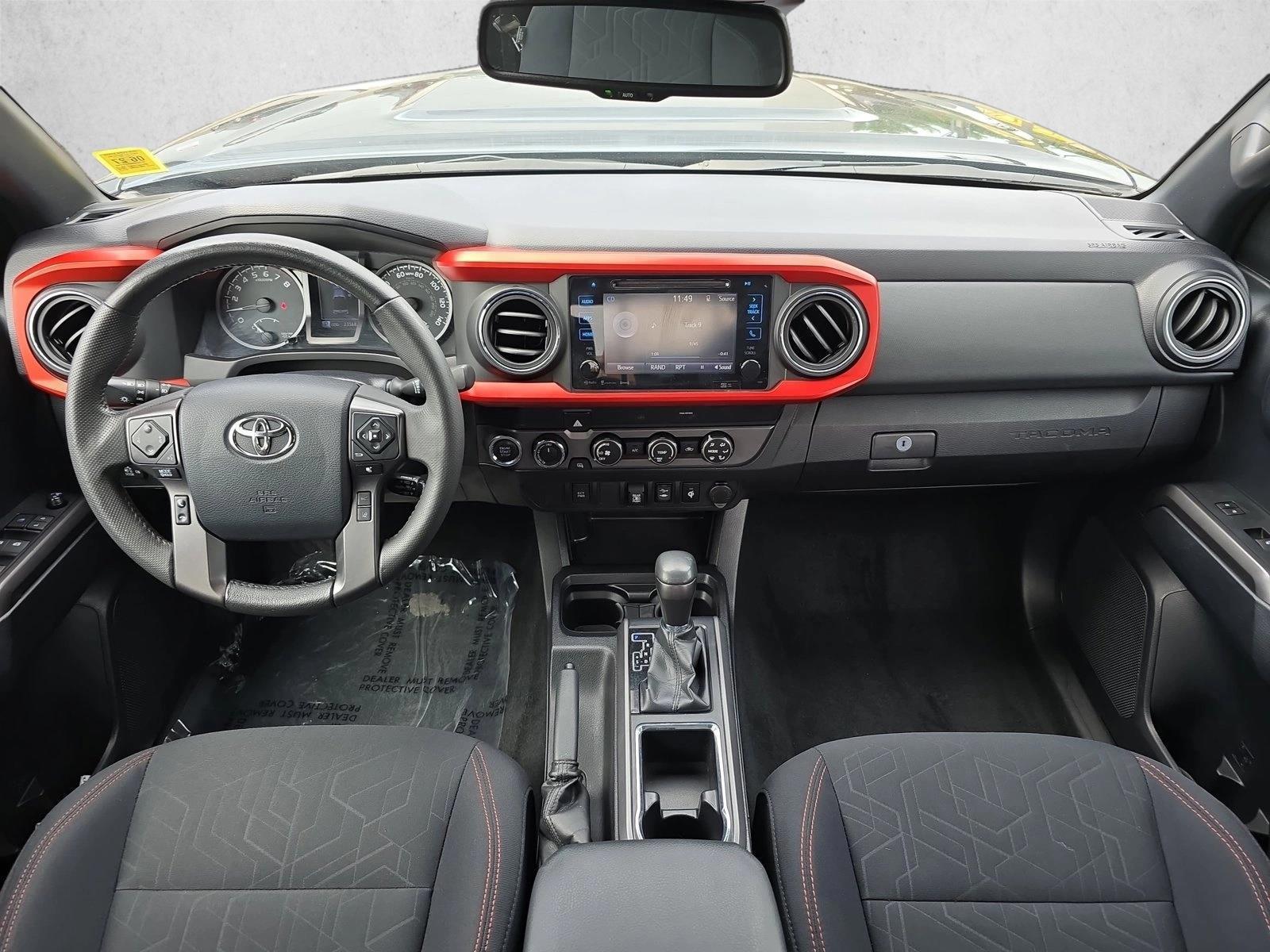 Thumbnail: 2019 Toyota Tacoma - 3