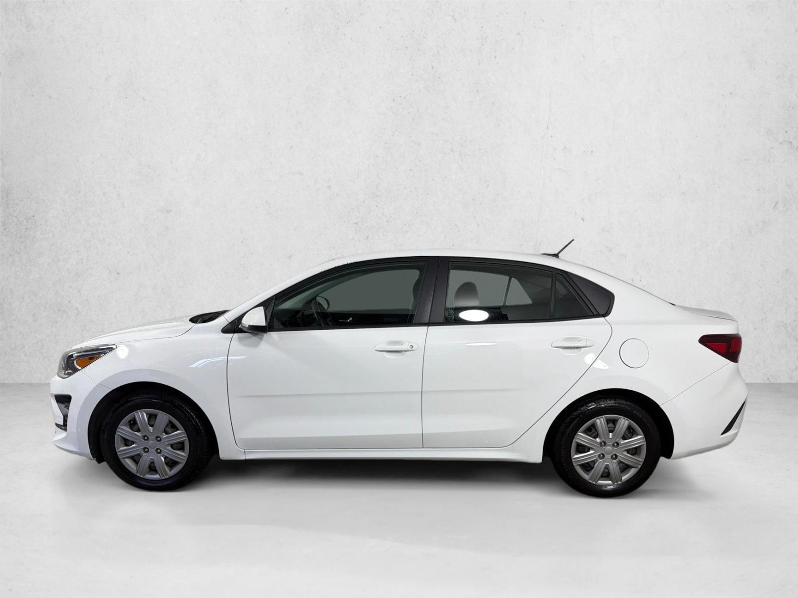 Thumbnail: 2022 Kia Rio - 2