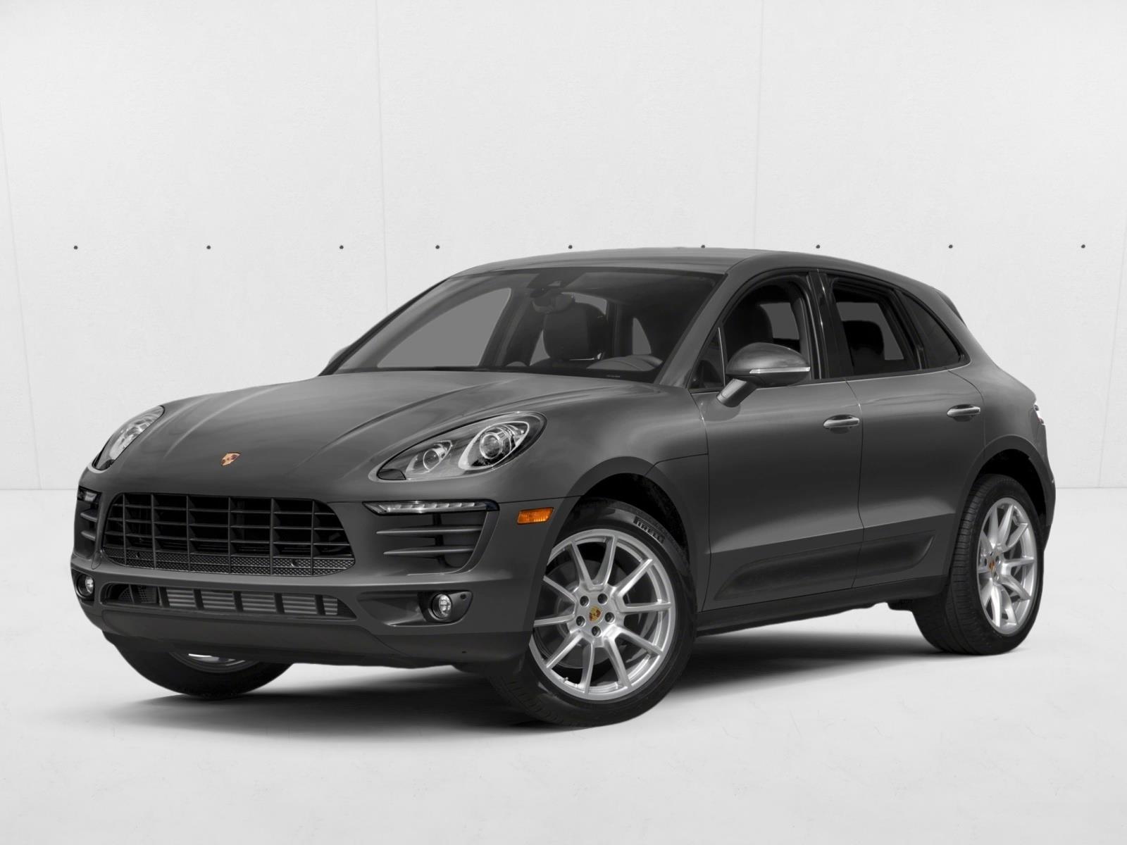 2017 Porsche Macan -'s photo