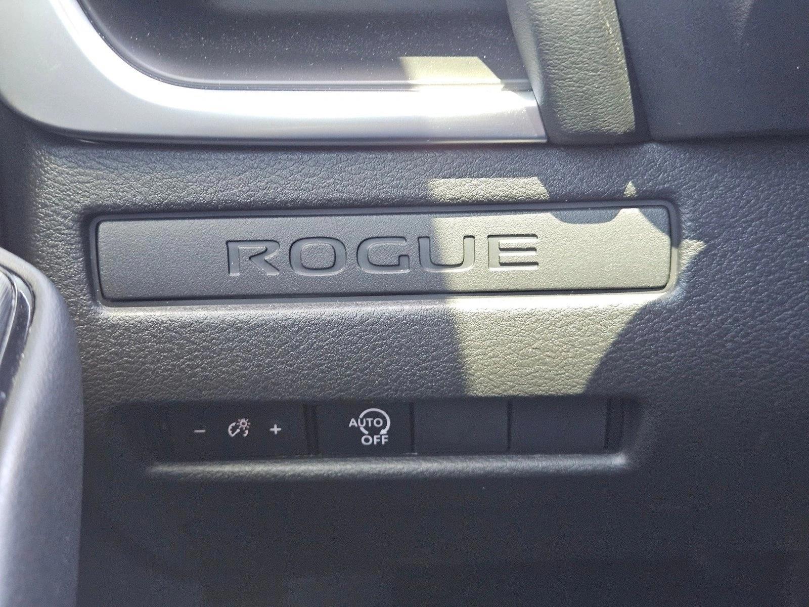 2025 Nissan Rogue S - Photo 14