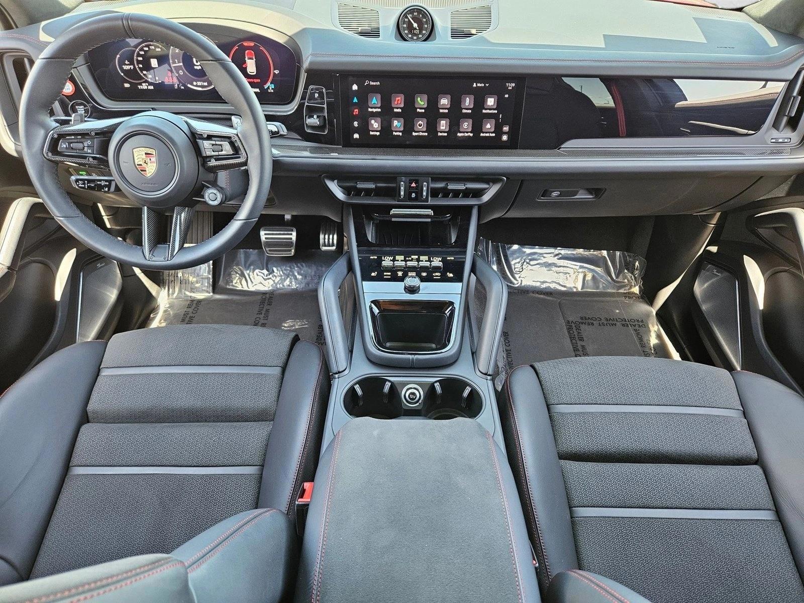Thumbnail: 2025 Porsche Cayenne - 4