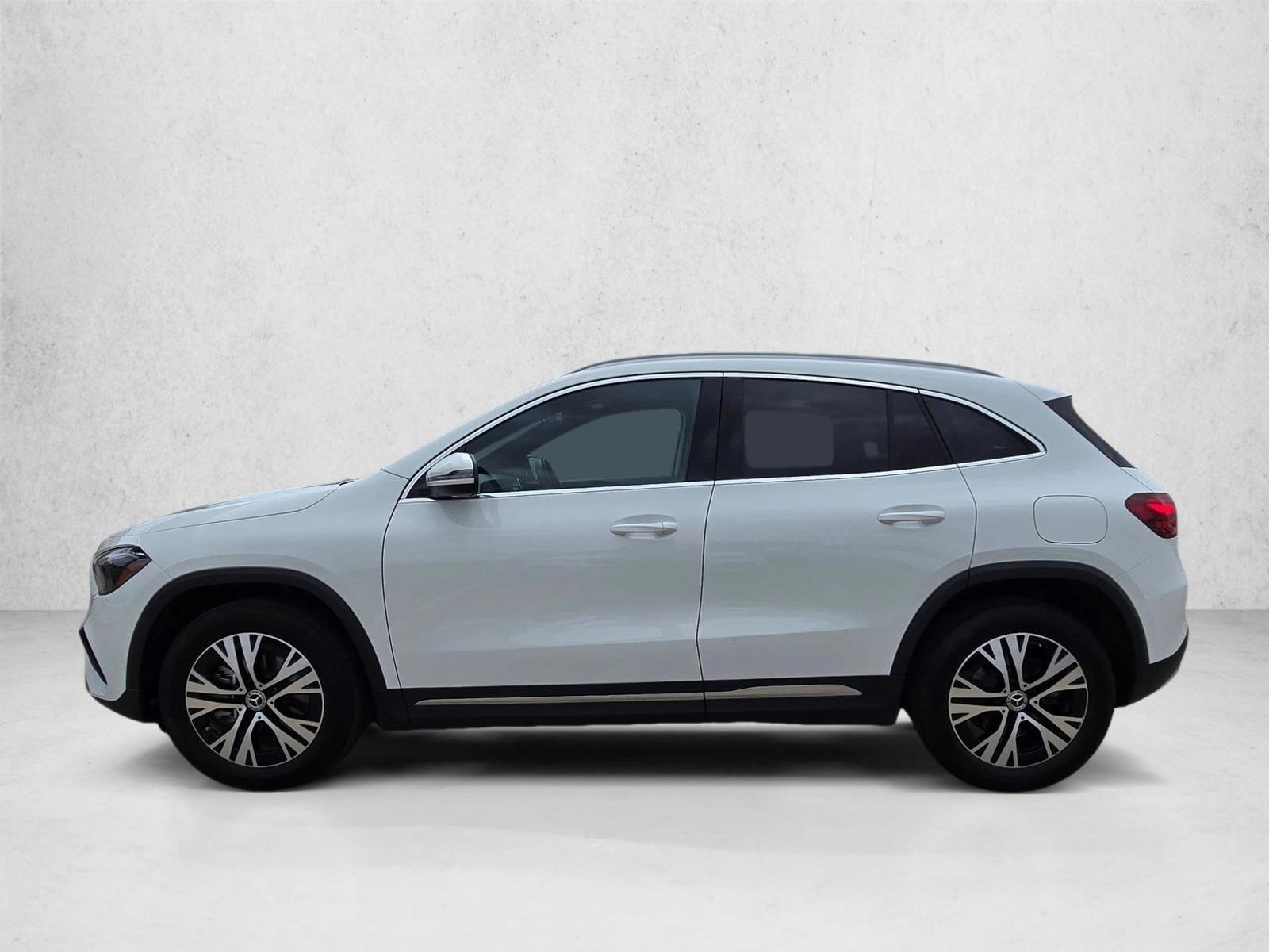 Thumbnail: 2025 Mercedes-Benz GLA - 2