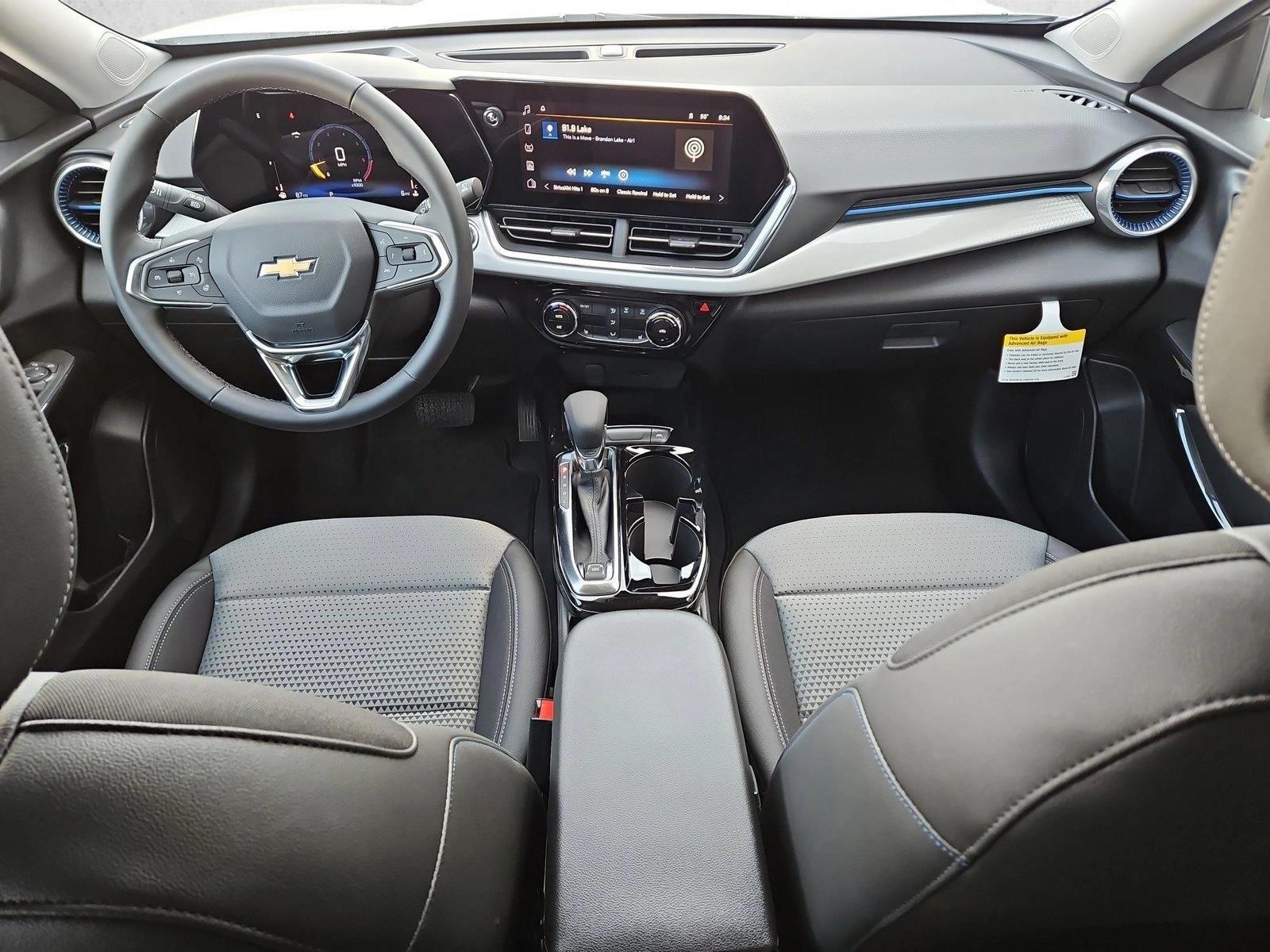 Thumbnail: 2026 Chevrolet Trax - 4