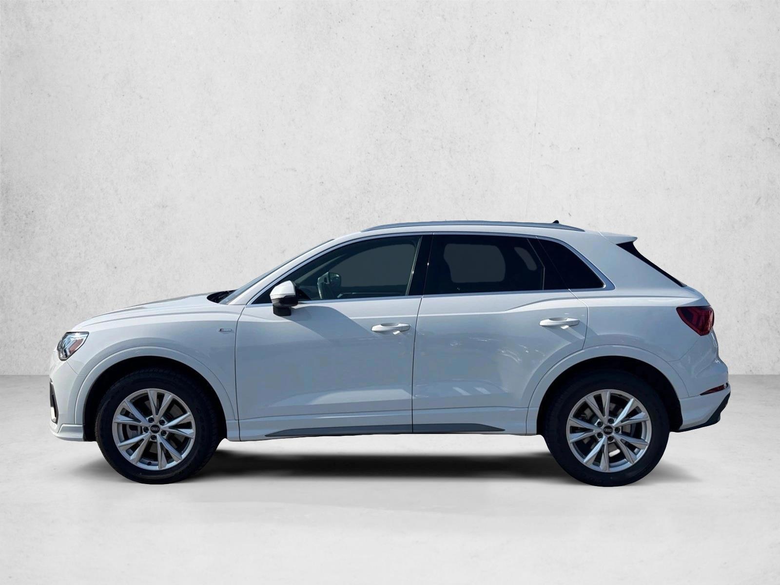 Thumbnail: 2022 Audi Q3 - 2