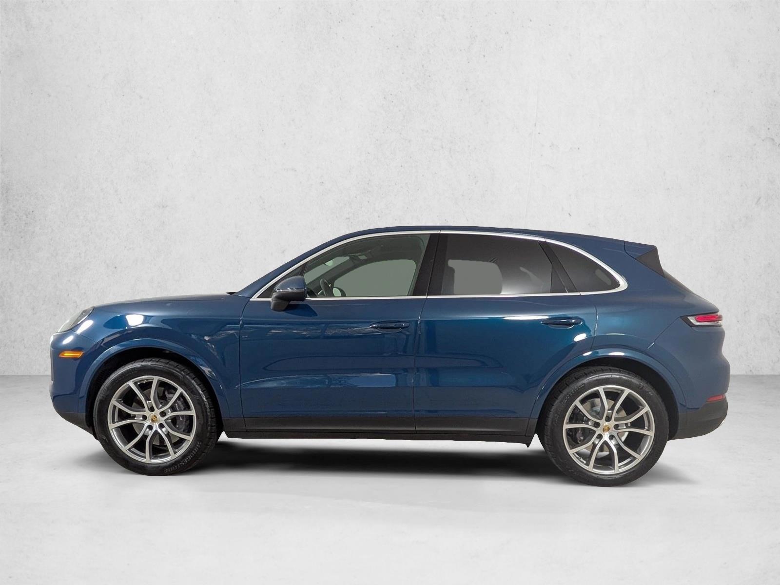 Thumbnail: 2024 Porsche Cayenne - 2