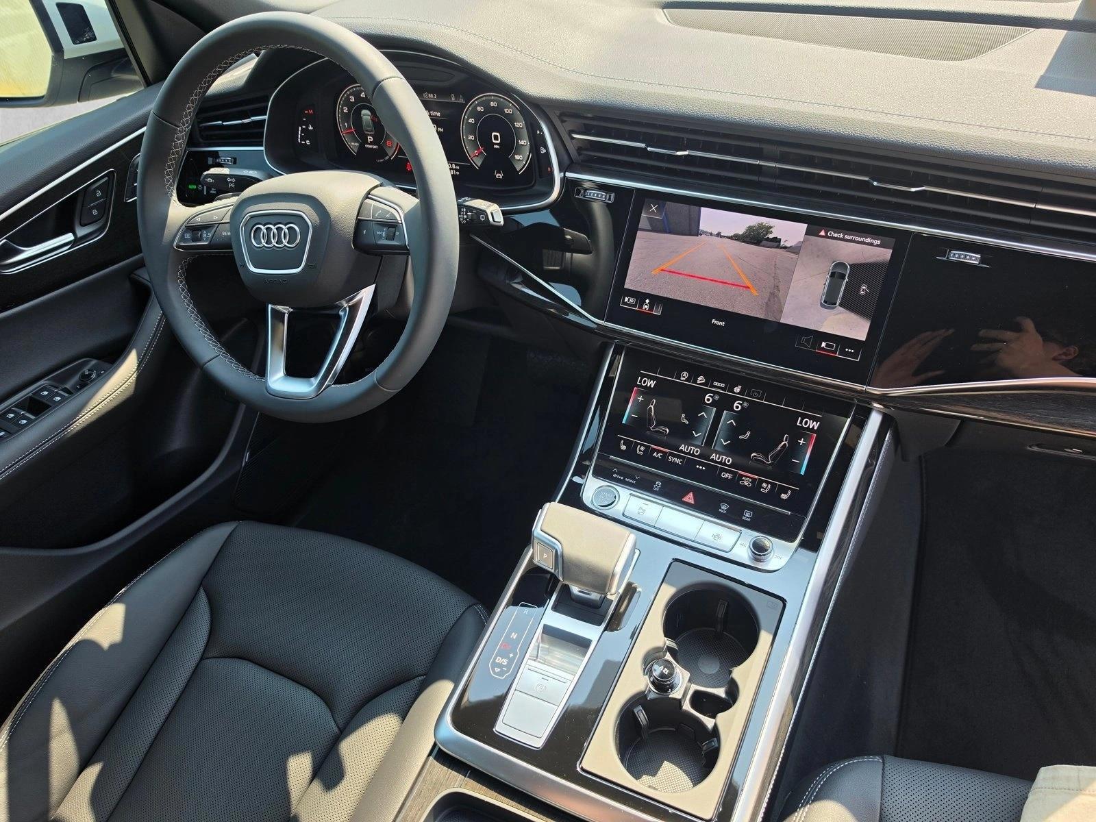 Thumbnail: 2026 Audi Q8 - 3