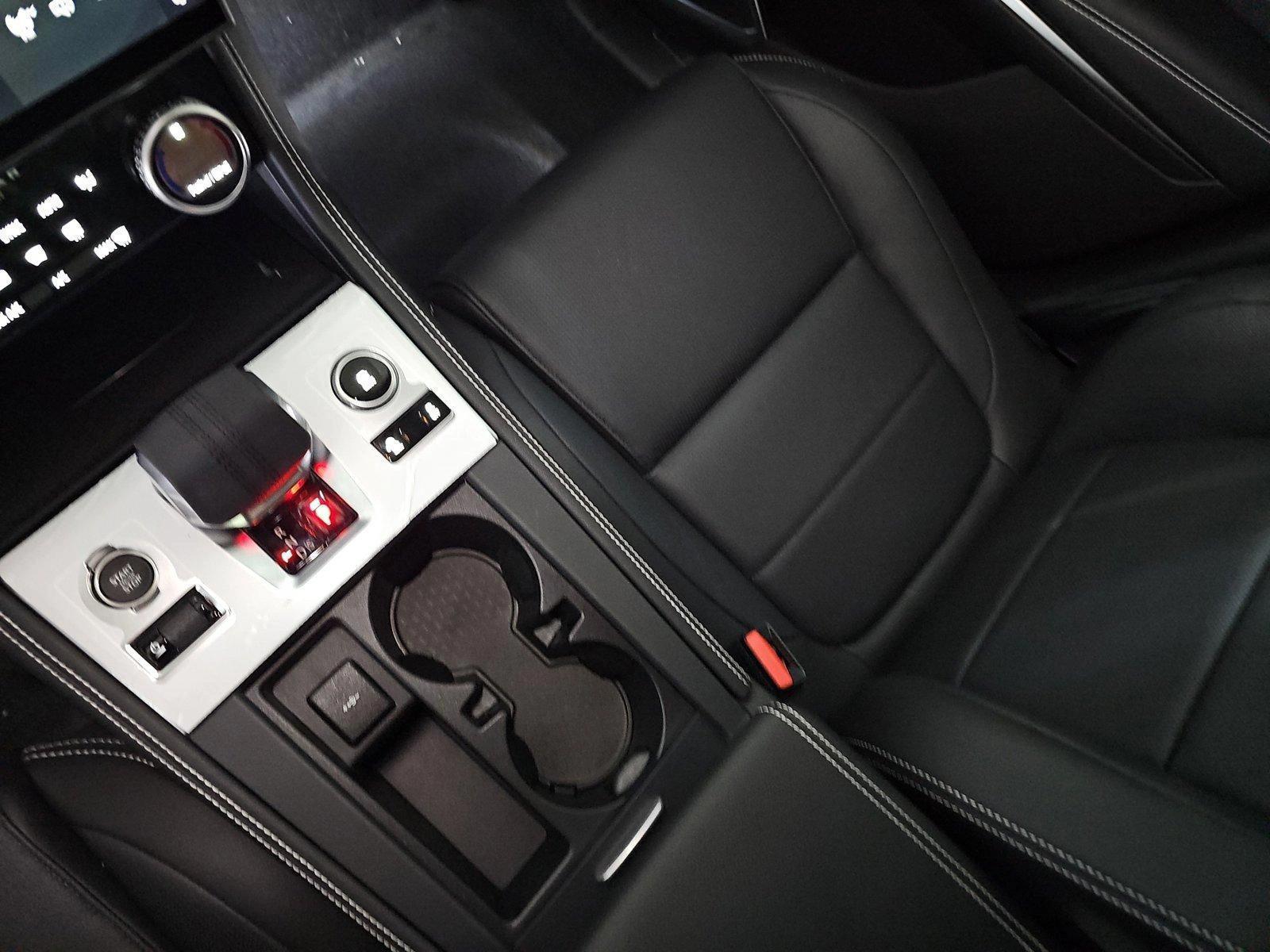 2026 Jaguar F-Pace R-Dynamic S - Photo 25