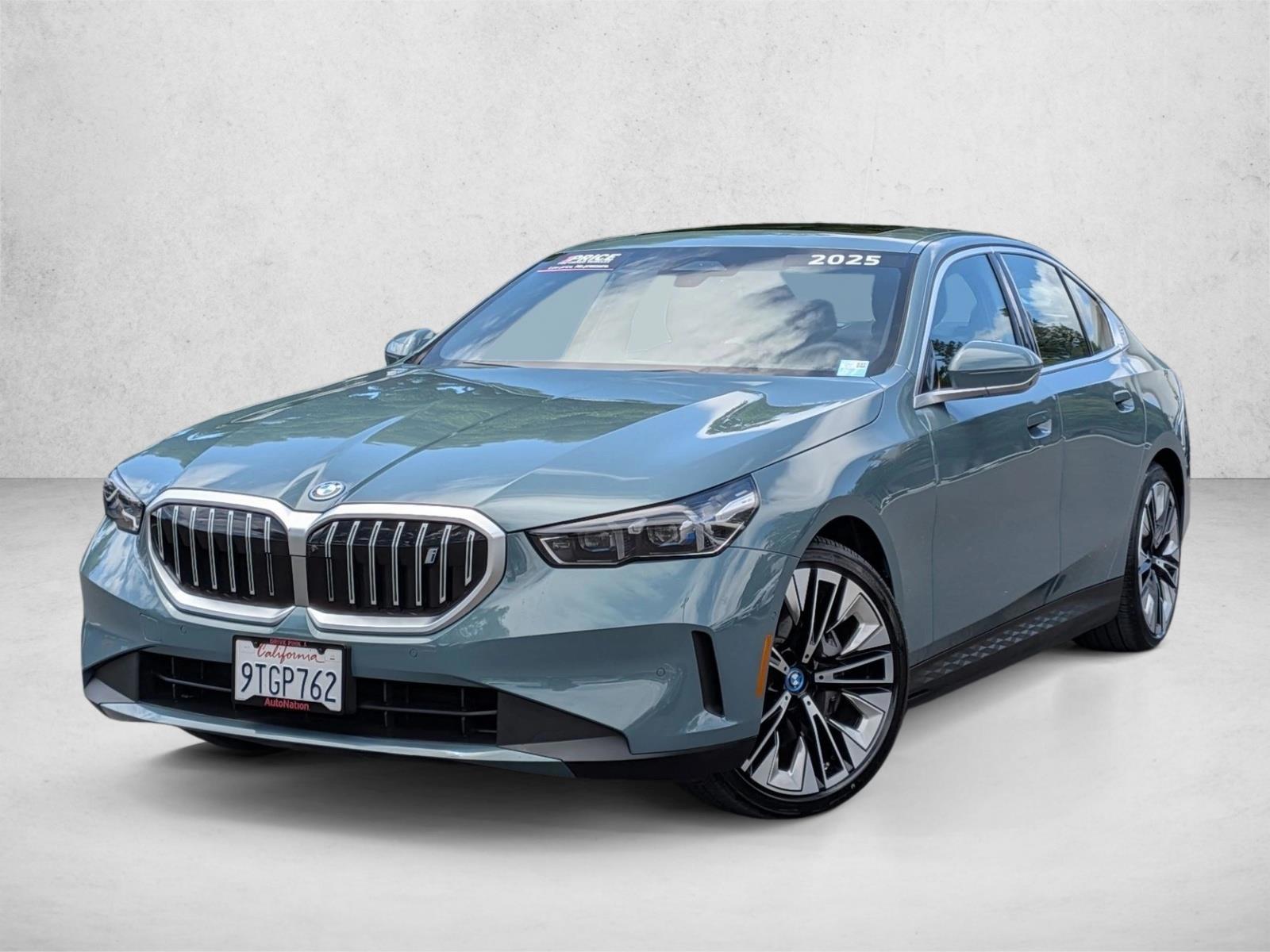 Thumbnail: 2025 BMW i5 - 1