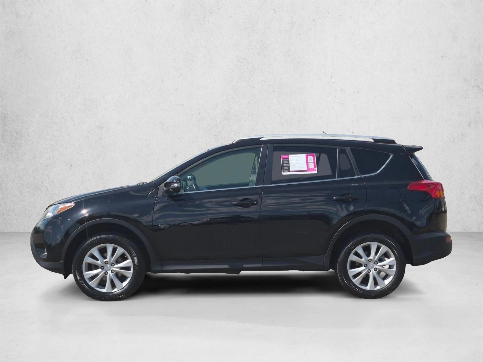 Thumbnail: 2015 Toyota RAV4 - 2