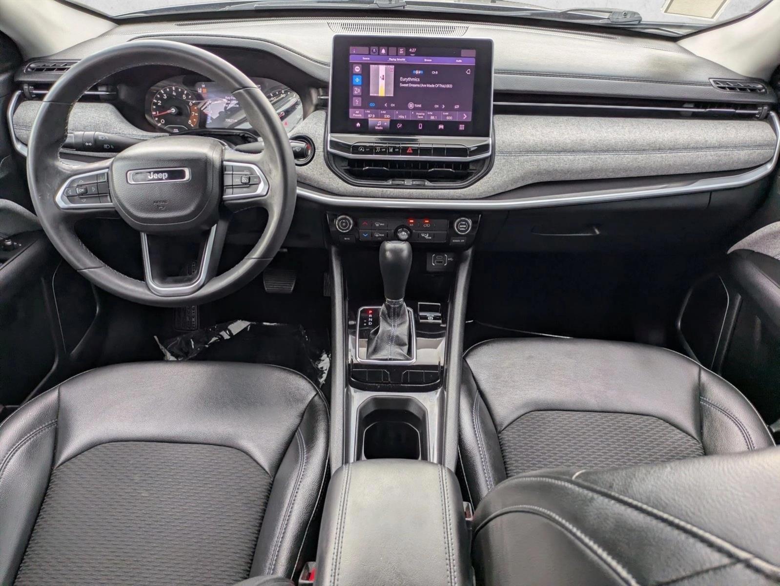 Thumbnail: 2022 Jeep Compass - 4