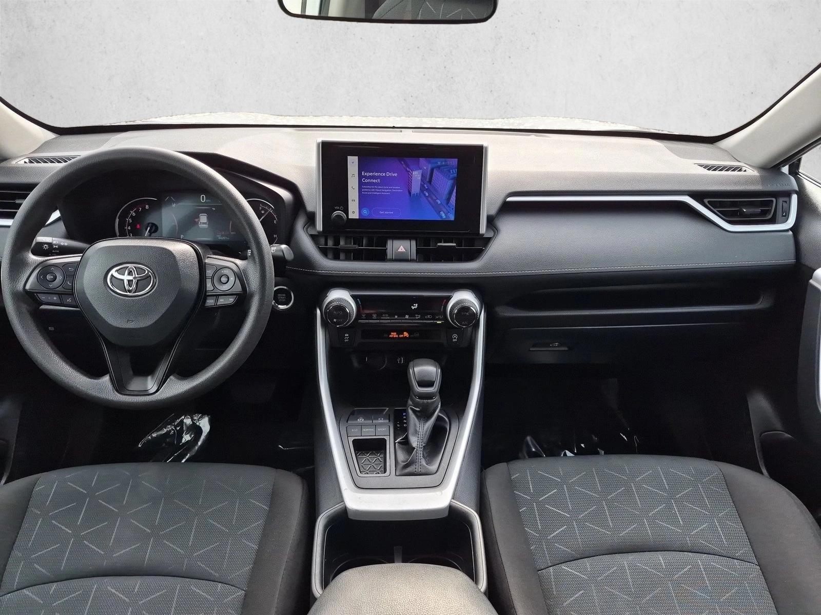Thumbnail: 2025 Toyota RAV4 - 3