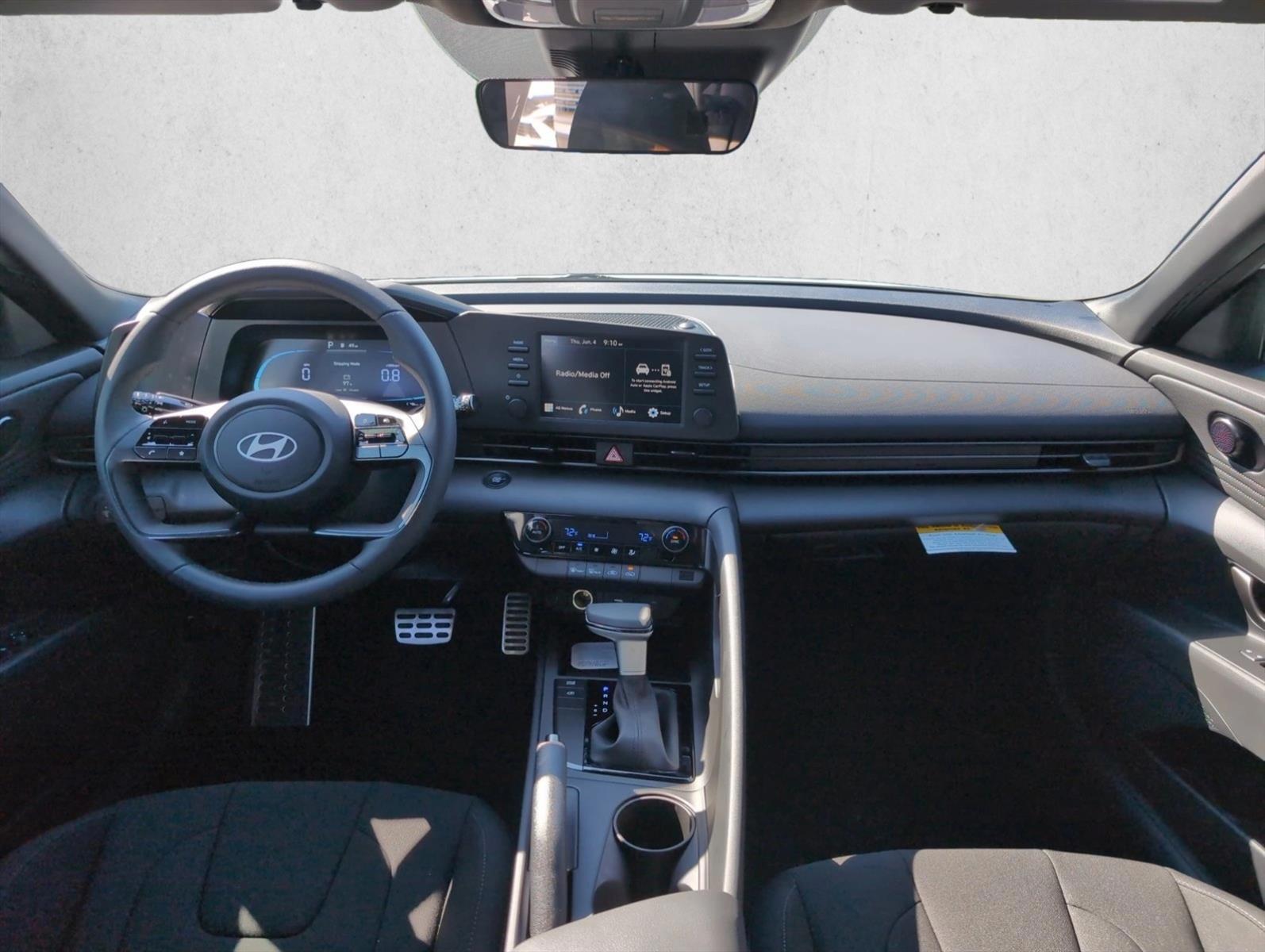 Thumbnail: 2026 Hyundai Elantra - 4