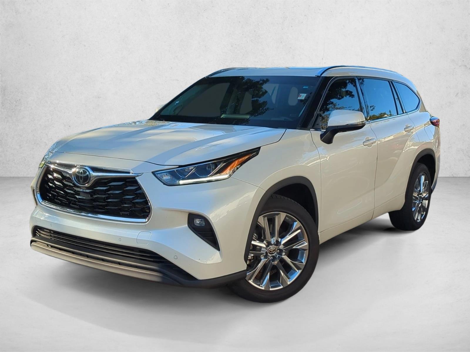 Thumbnail: 2021 Toyota Highlander - 1