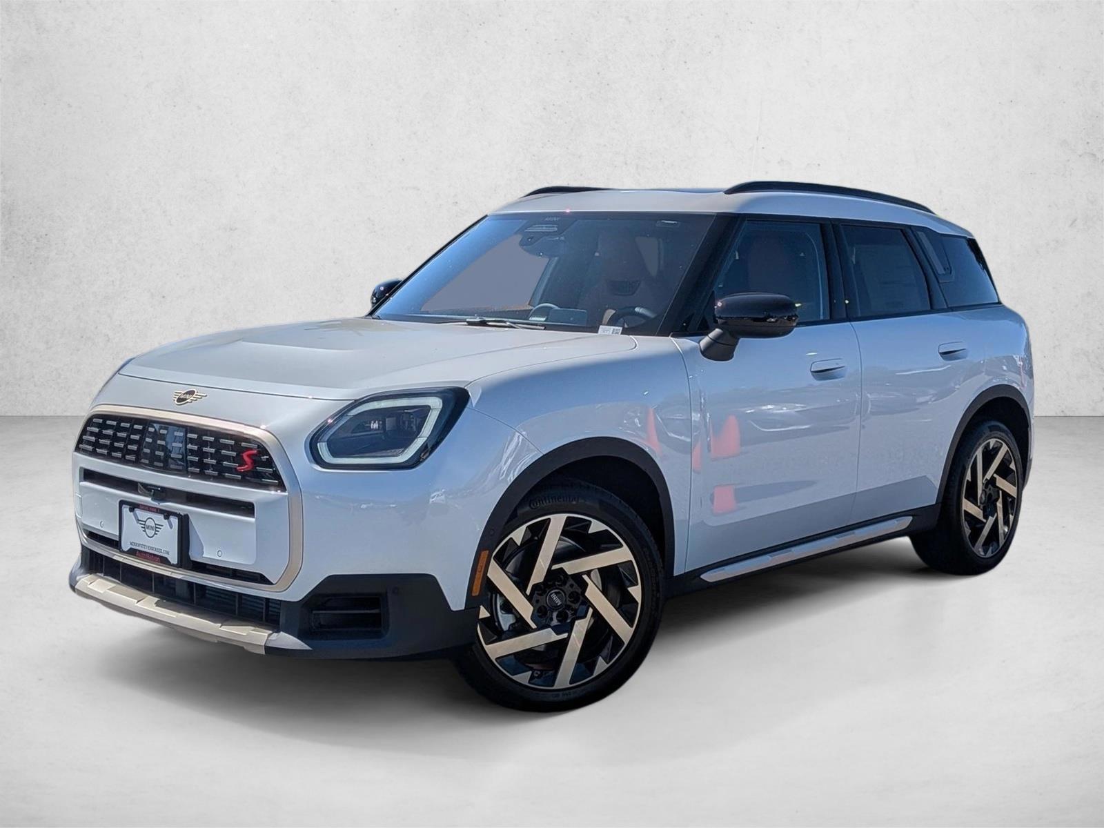 Thumbnail: 2027 MINI Cooper Countryman - 1