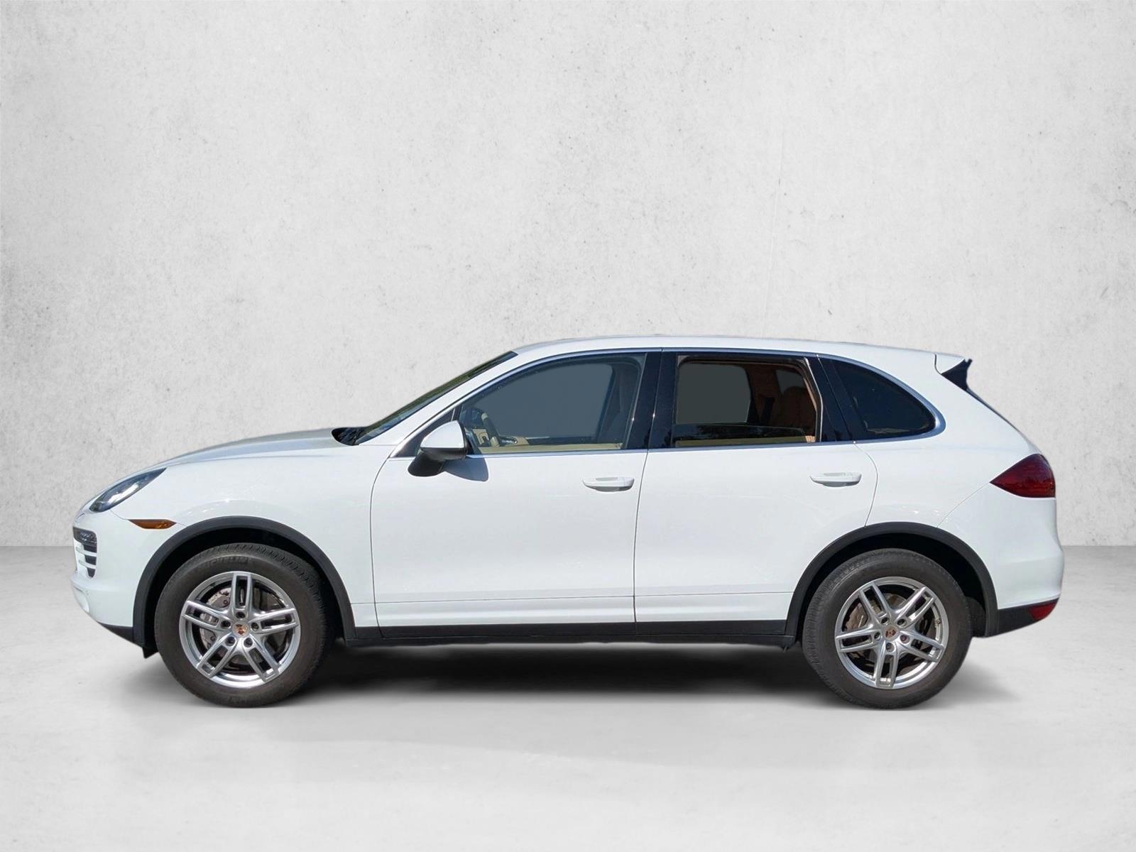 Thumbnail: 2014 Porsche Cayenne - 2