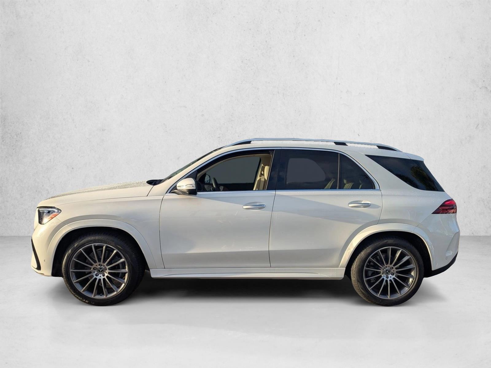 Thumbnail: 2026 Mercedes-Benz GLE - 2