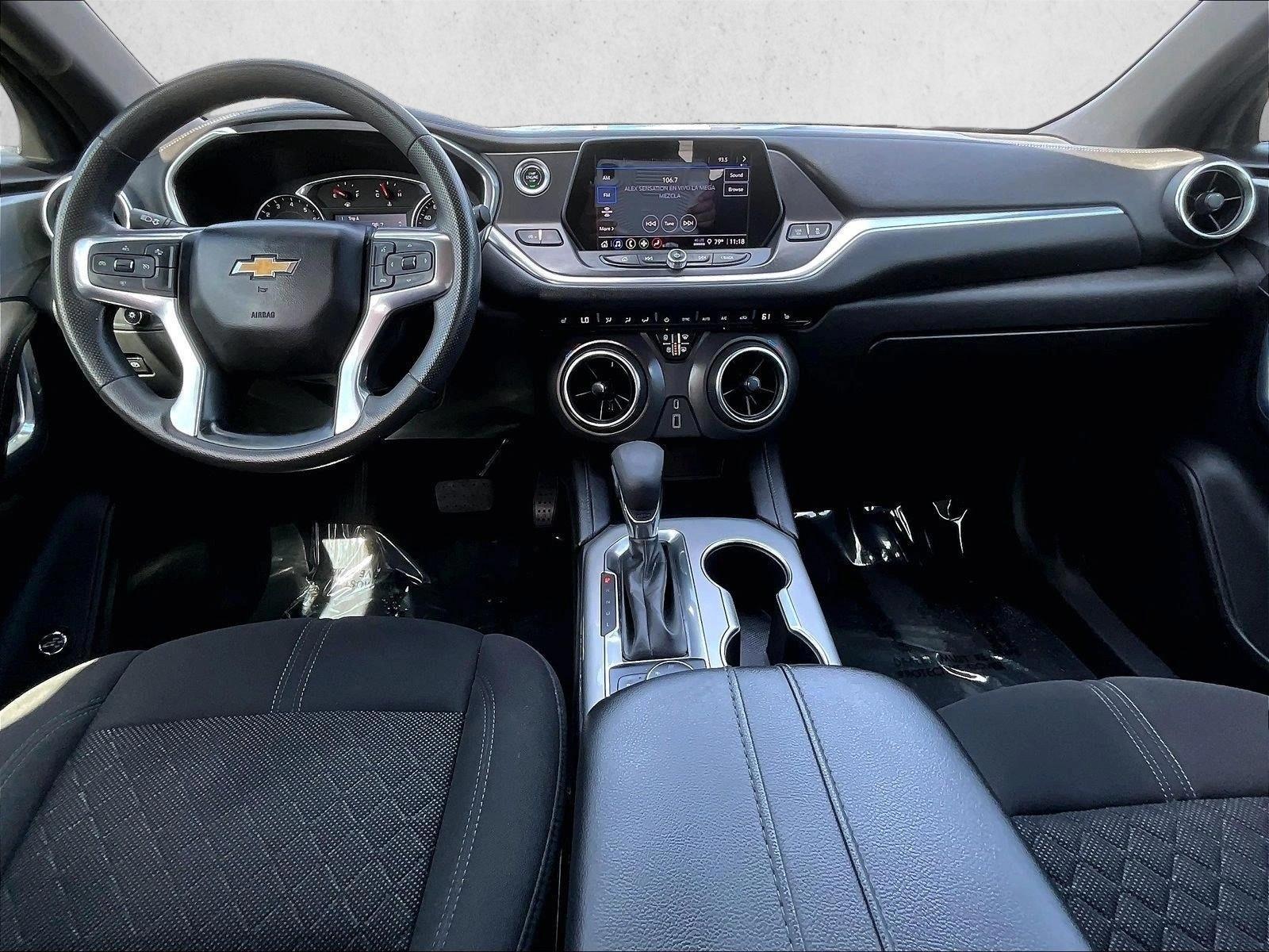 Thumbnail: 2021 Chevrolet Blazer - 3