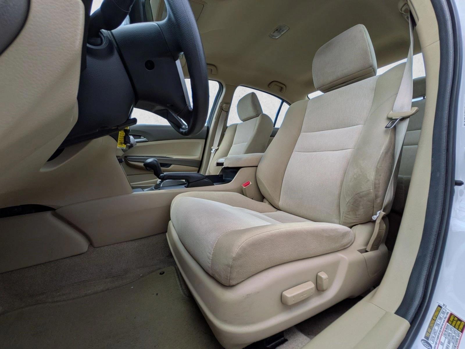 Thumbnail: 2010 Honda Accord - 5