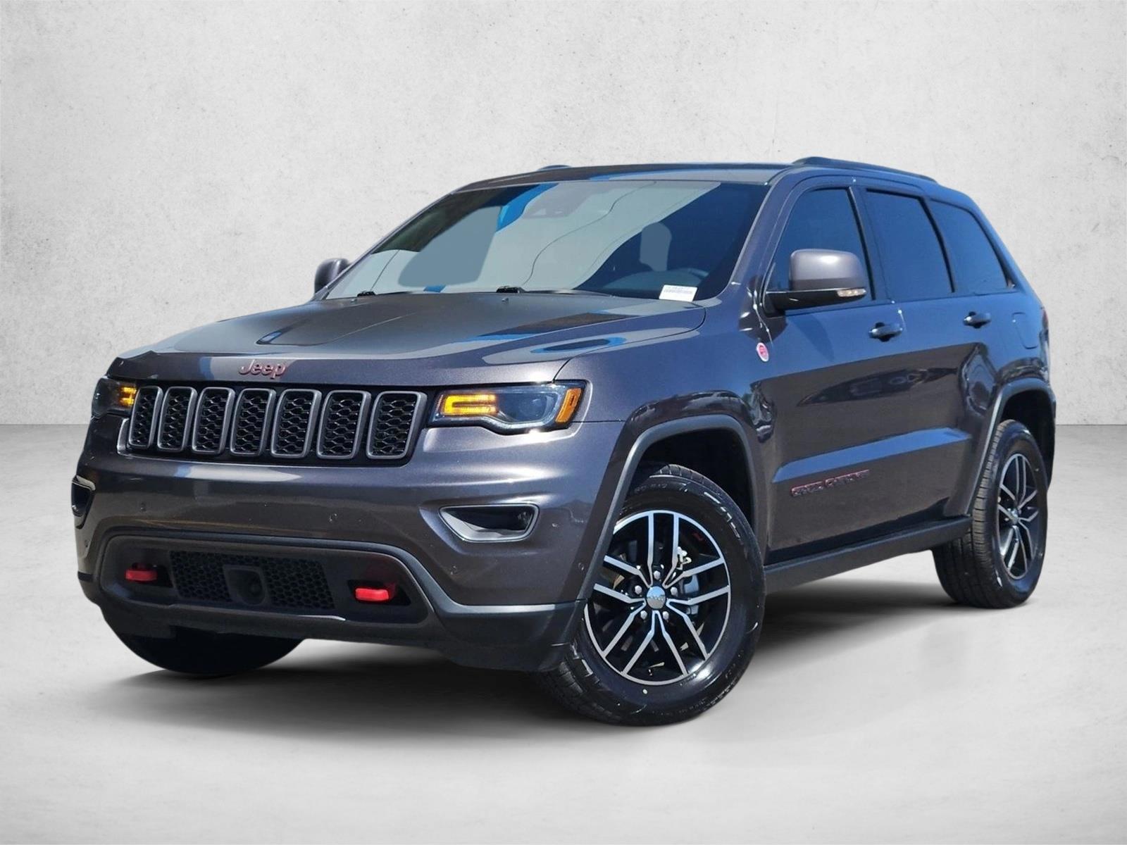 Thumbnail: 2017 Jeep Grand Cherokee - 1