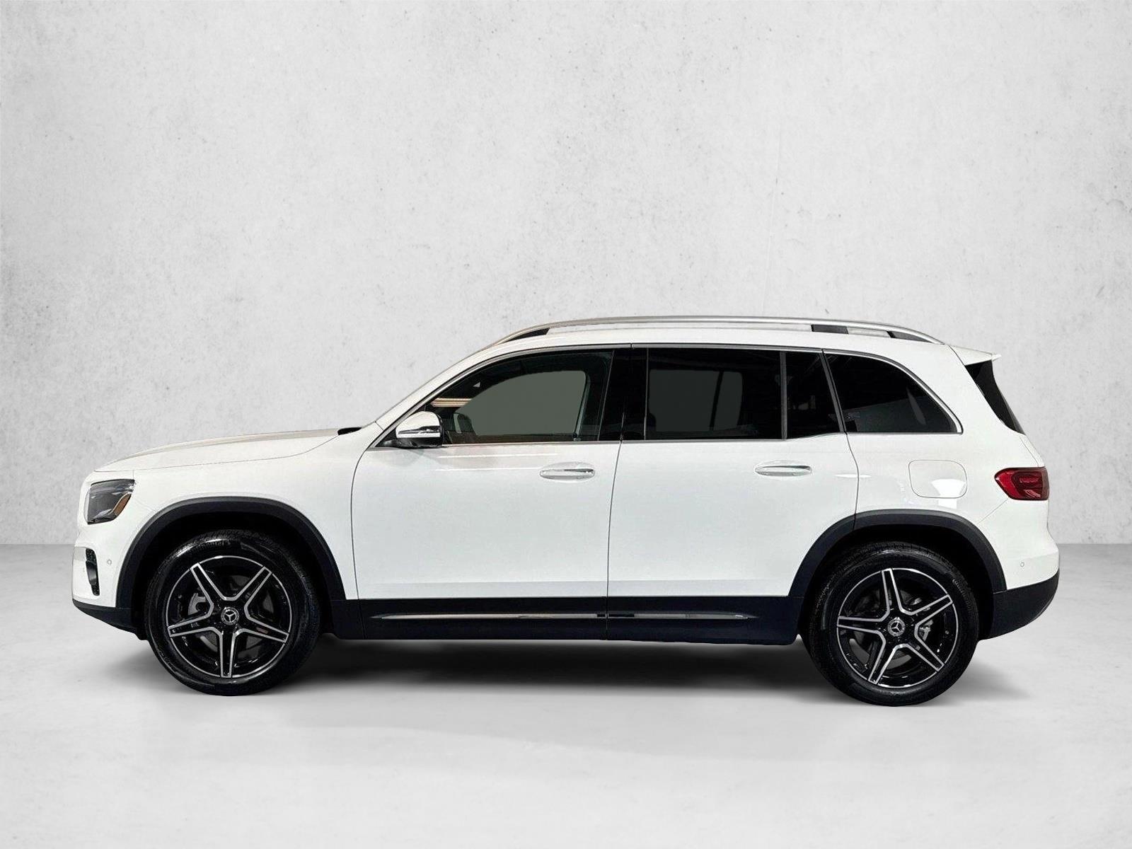 Thumbnail: 2026 Mercedes-Benz GLB - 2