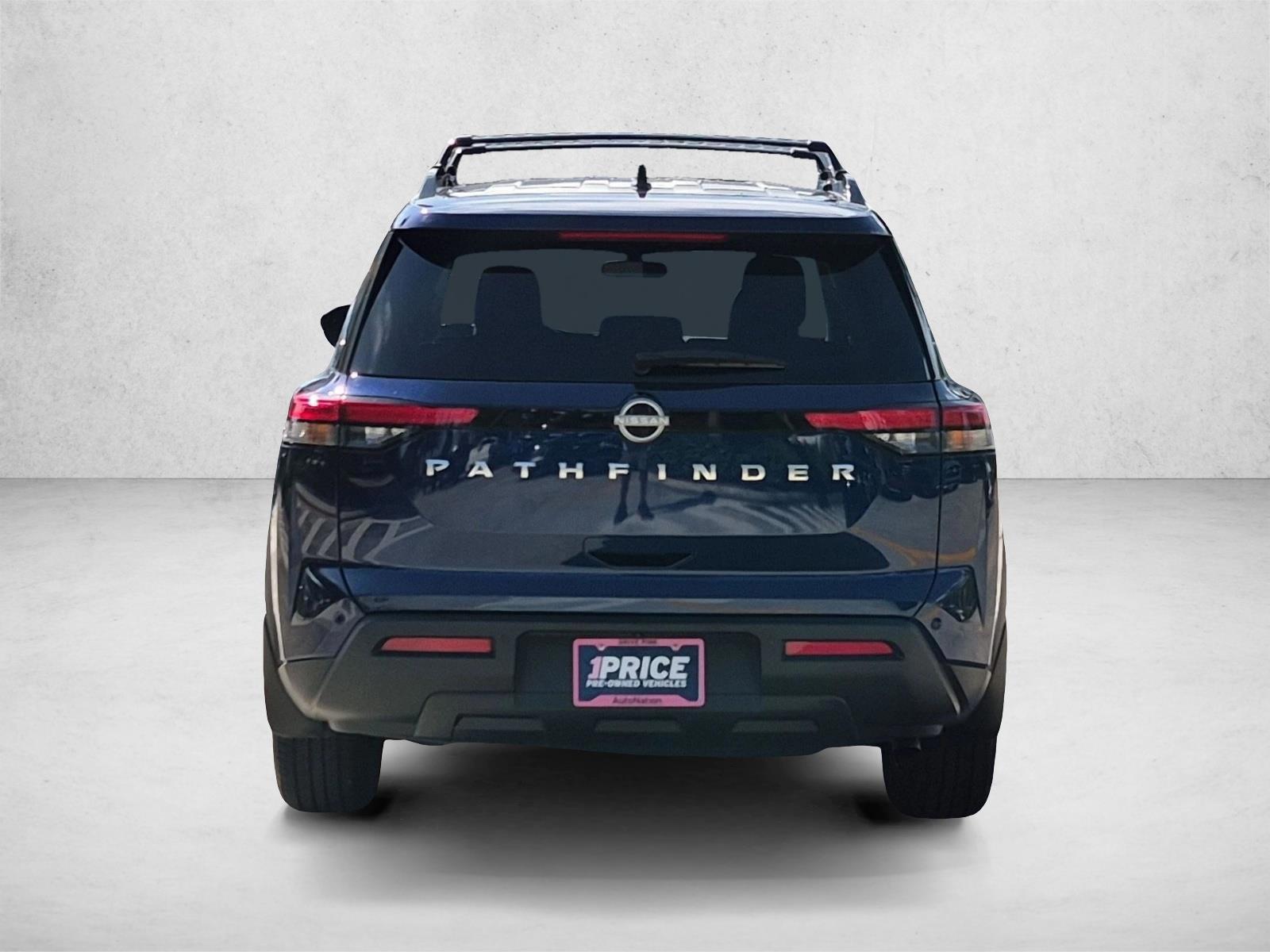 2025 Nissan Pathfinder SV - Photo 6