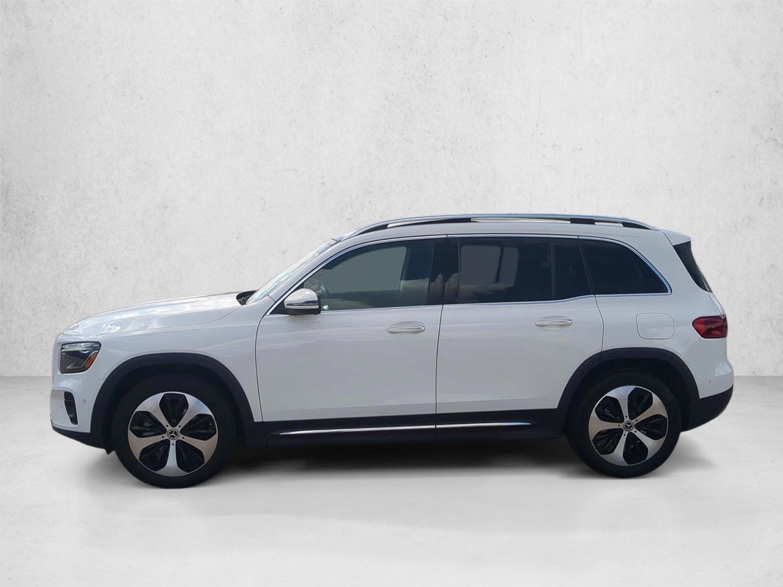 Thumbnail: 2025 Mercedes-Benz GLB - 2
