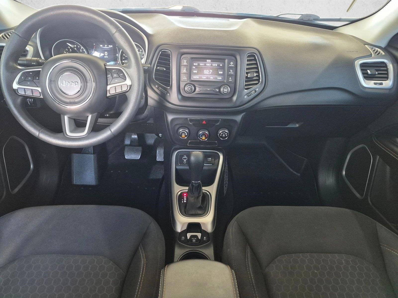 Thumbnail: 2018 Jeep Compass - 3
